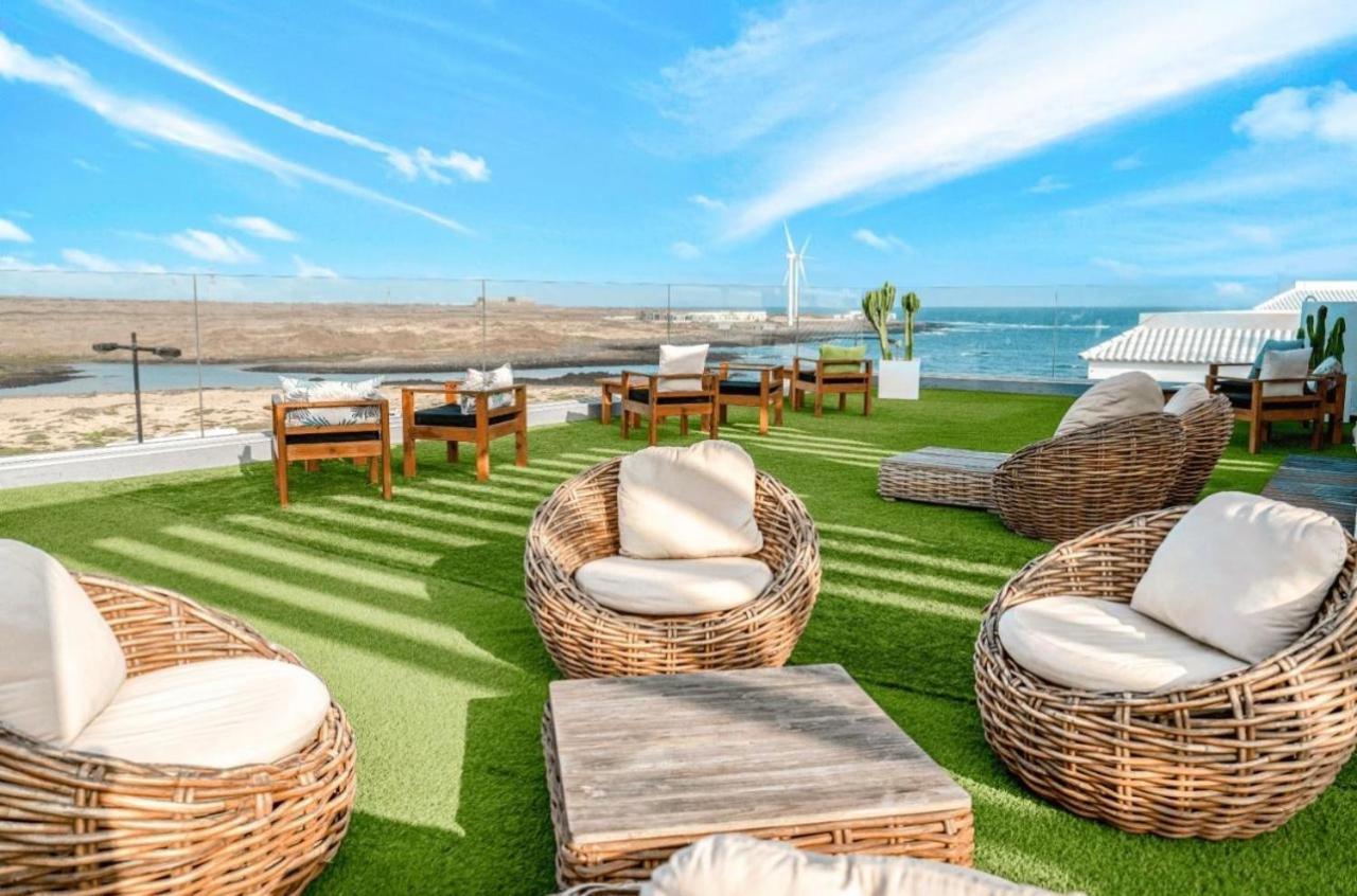 Bristol Sunset Beach Private Apartment Κοραλέχο Εξωτερικό φωτογραφία