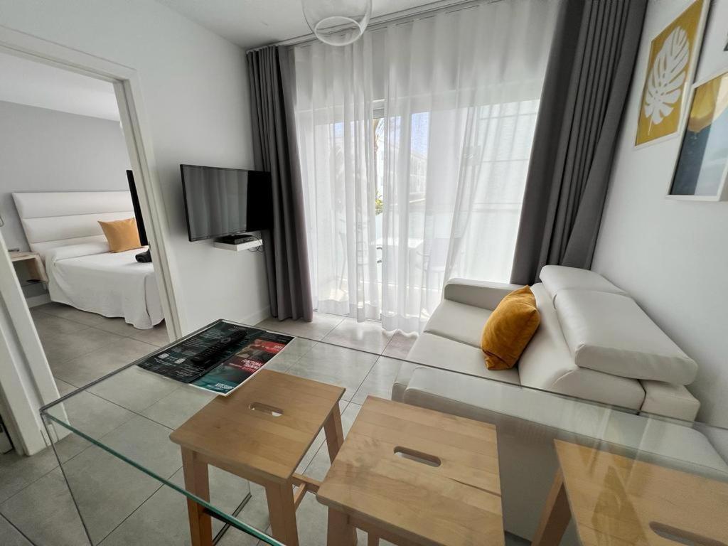 Bristol Sunset Beach Private Apartment Κοραλέχο Εξωτερικό φωτογραφία