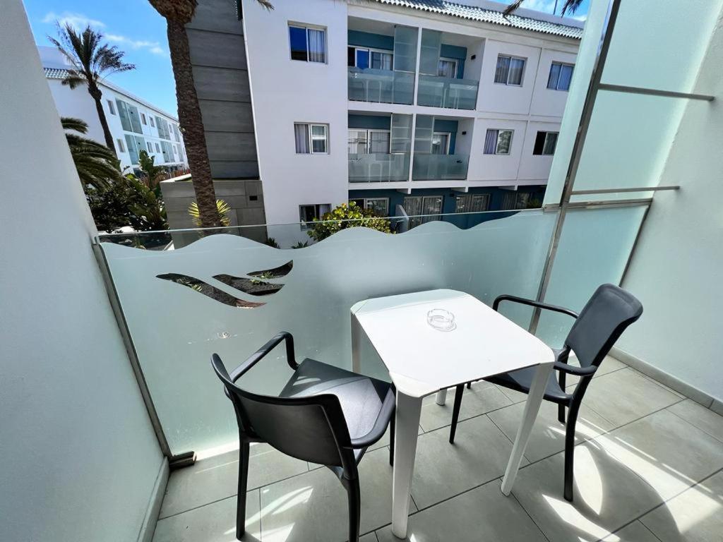 Bristol Sunset Beach Private Apartment Κοραλέχο Εξωτερικό φωτογραφία